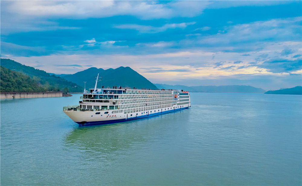 【长江三峡游轮中心官网】重庆三峡游轮旅游多少钱_三峡旅游船票价格_宜昌到重庆游轮-长江三峡豪华黄金游轮旅游订票中心网